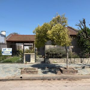 Casa en Venta – Mastropietro 978